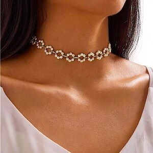 Pearl Gold Flower Choker